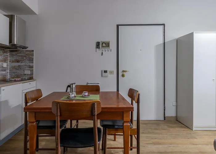 Lägenhet Housmart Moline 20 Bologna