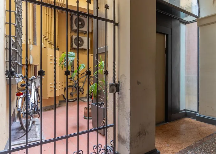 Housmart Moline 20 * Bologna